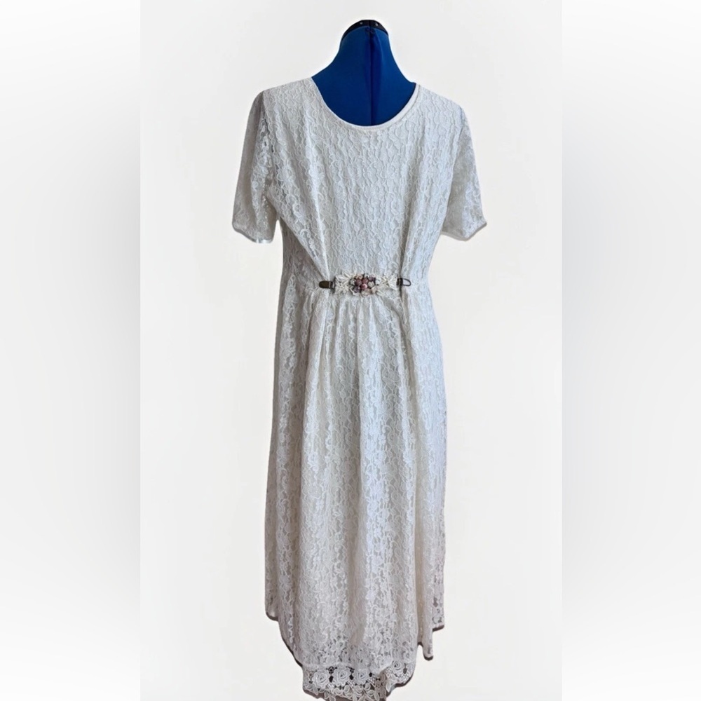 Vintage 90s Beige Cottagecore Prairie Lace Maxi Dress Floral Back Waist Clip